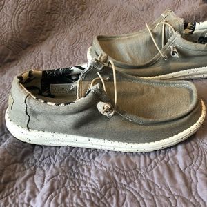 Hey Dude shoes Wally Stretch Beige